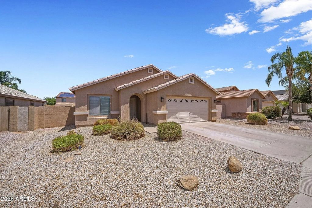 1582 E Leaf Road, San Tan Valley