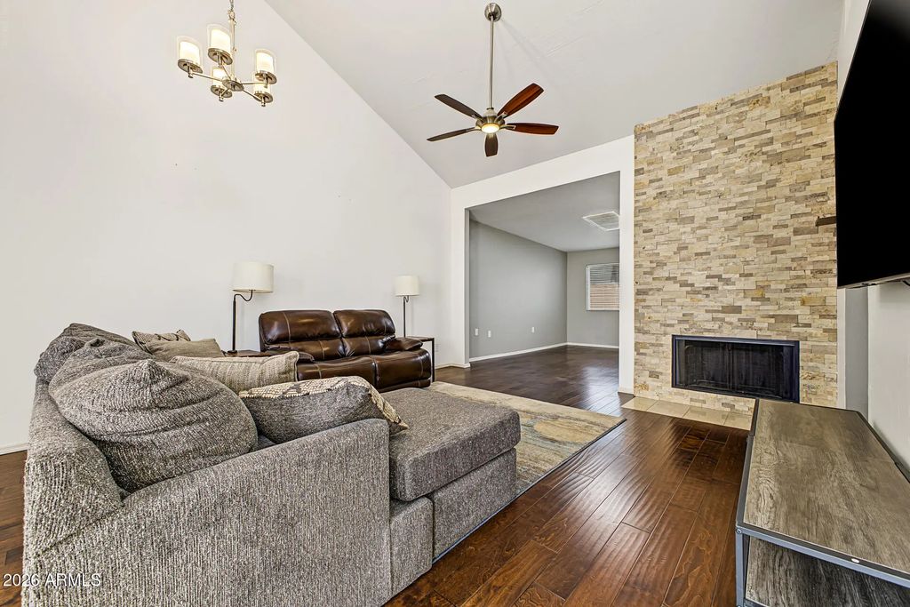 371 W Lodge Drive, Tempe