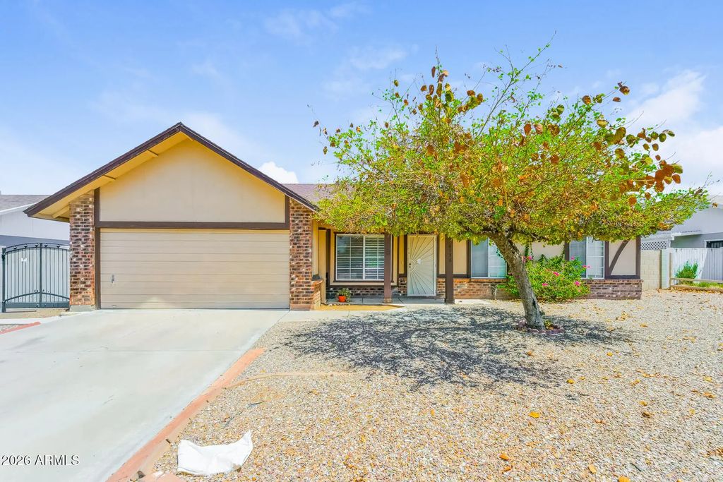 6136 E Evergreen Street, Mesa