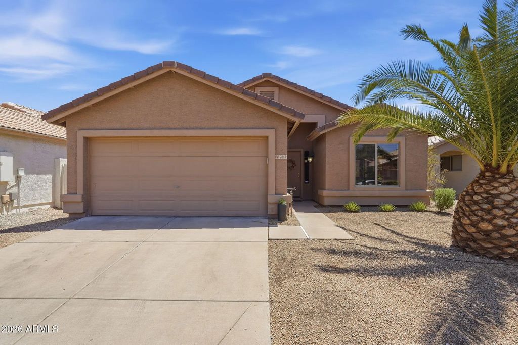 2615 E Beautiful Lane, Phoenix