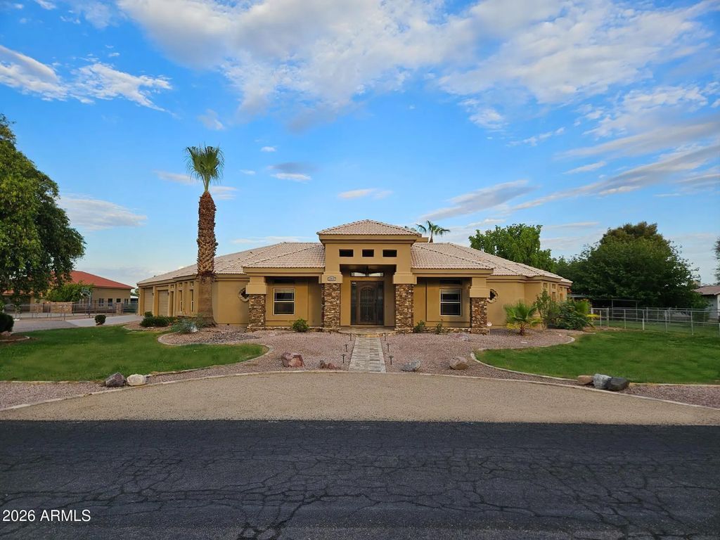 284 S 162nd Street, Gilbert