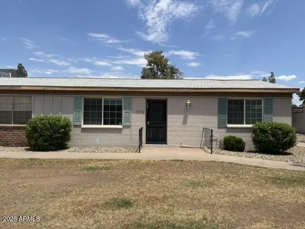 909 N Revere Street (unit F), Mesa