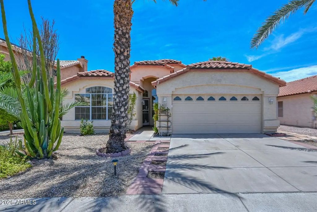 7911 W Kimberly Way, Glendale