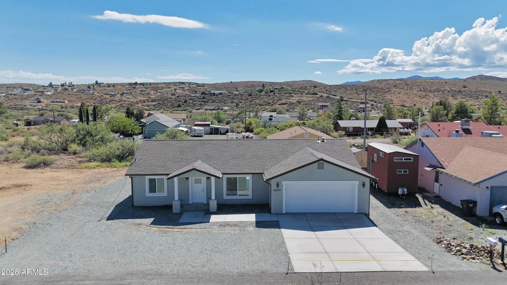 20235 E Mesa Verde Road, Mayer