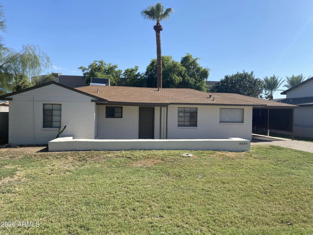 3207 E Medlock Drive, Phoenix