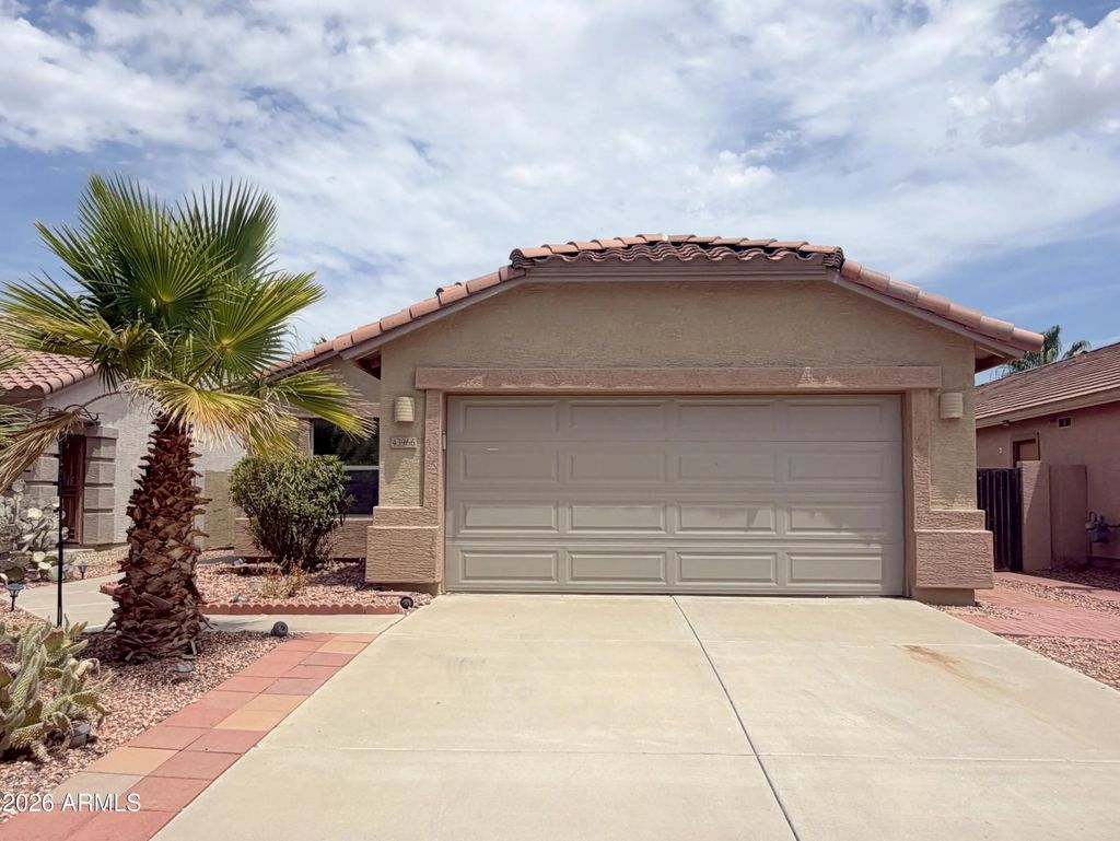 43966 W Cypress Lane, Maricopa