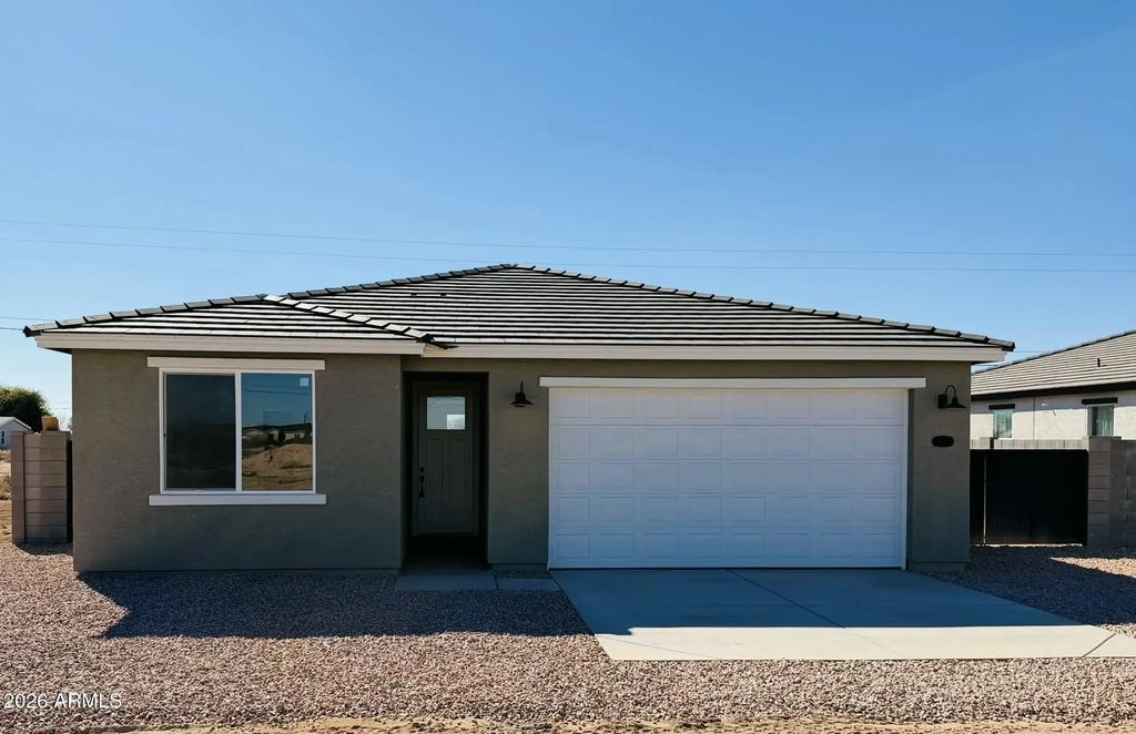 3215 W Encanto Drive, Eloy