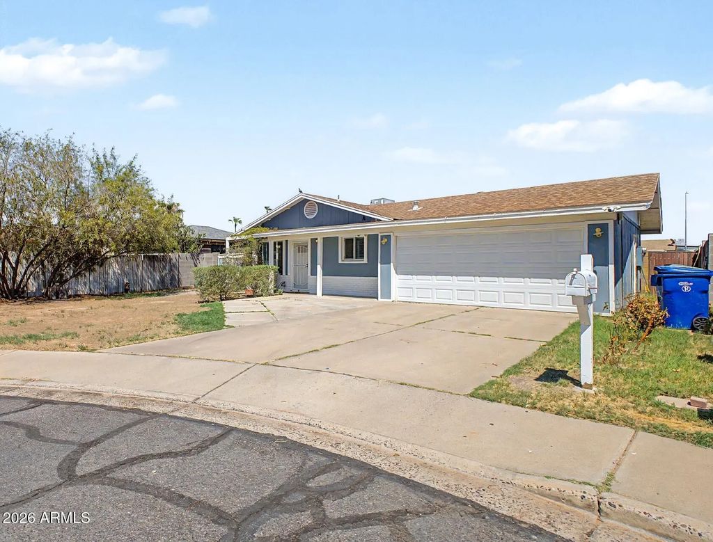 125 N Ridge Circle, Mesa