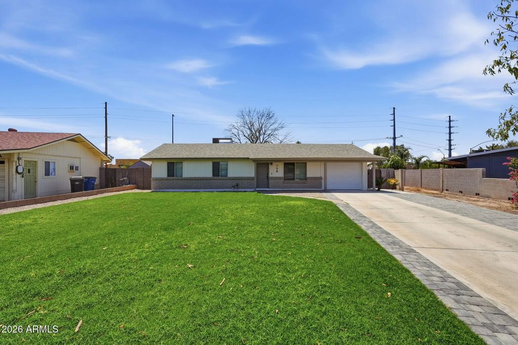 728 N Pine Street, Gilbert