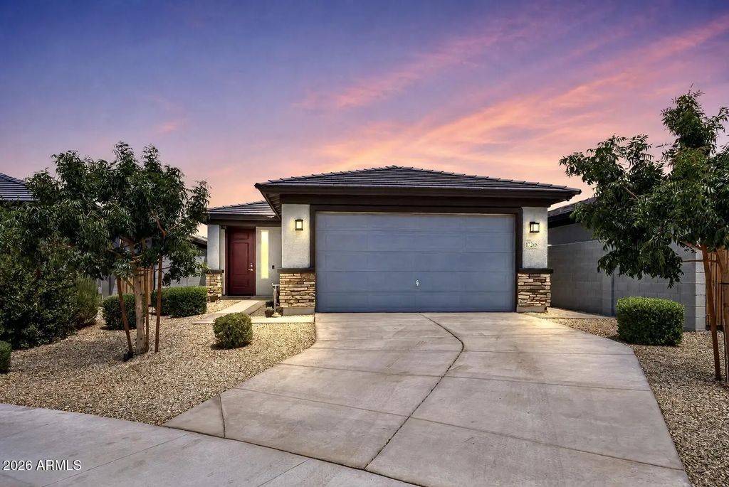 17268 W Country Club Terrace, Surprise