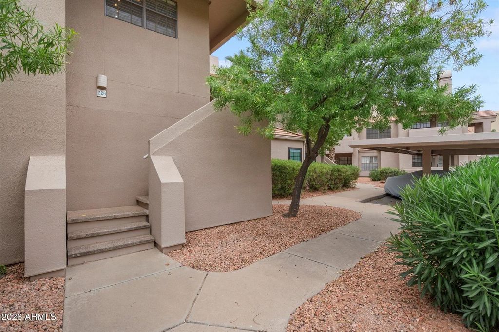 5950 N 78th Street (unit 226), Scottsdale