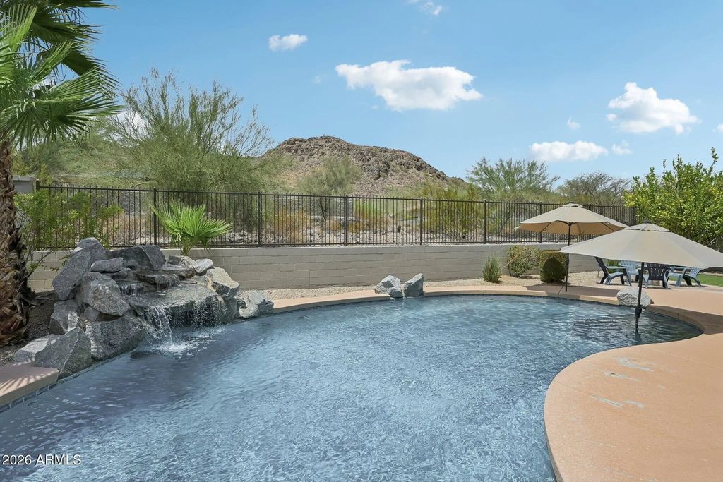 8356 W Buckhorn Trail, Peoria