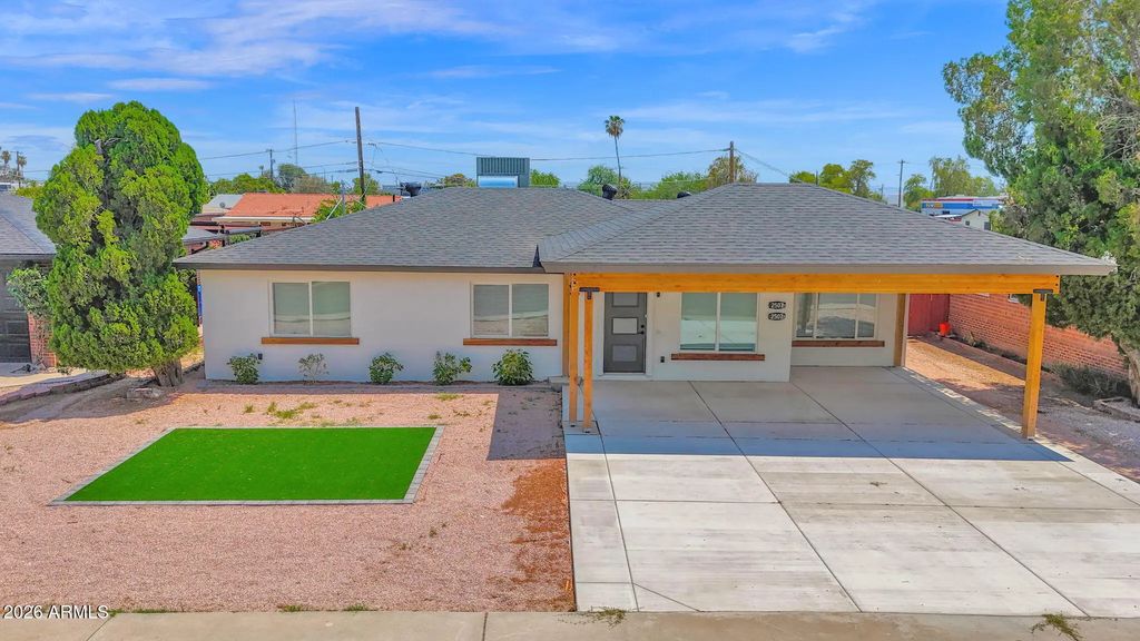 2507 E Devonshire Avenue, Phoenix