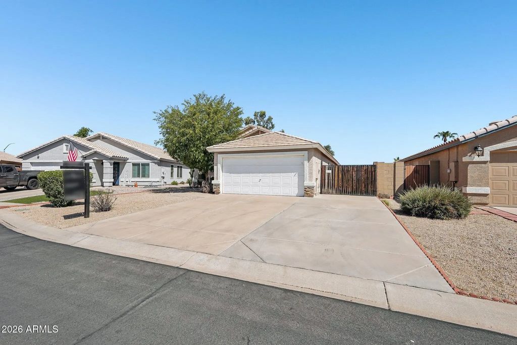 15984 W Smokey Drive, Surprise