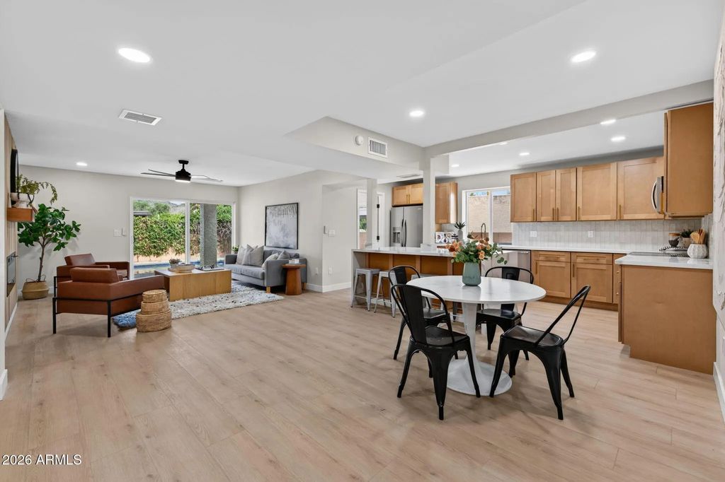 1709 E Frier Drive, Phoenix