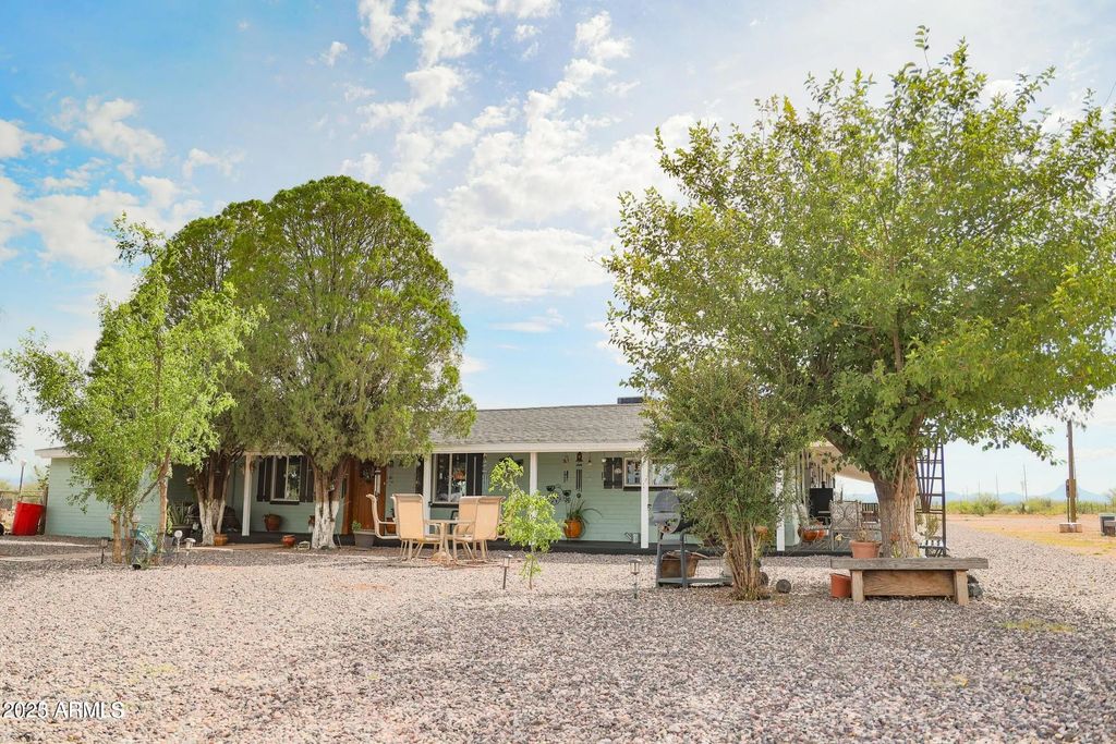 2209 N Beki Lane, Douglas