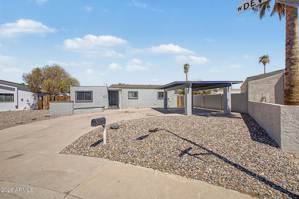 10526 W Devonshire Avenue, Phoenix