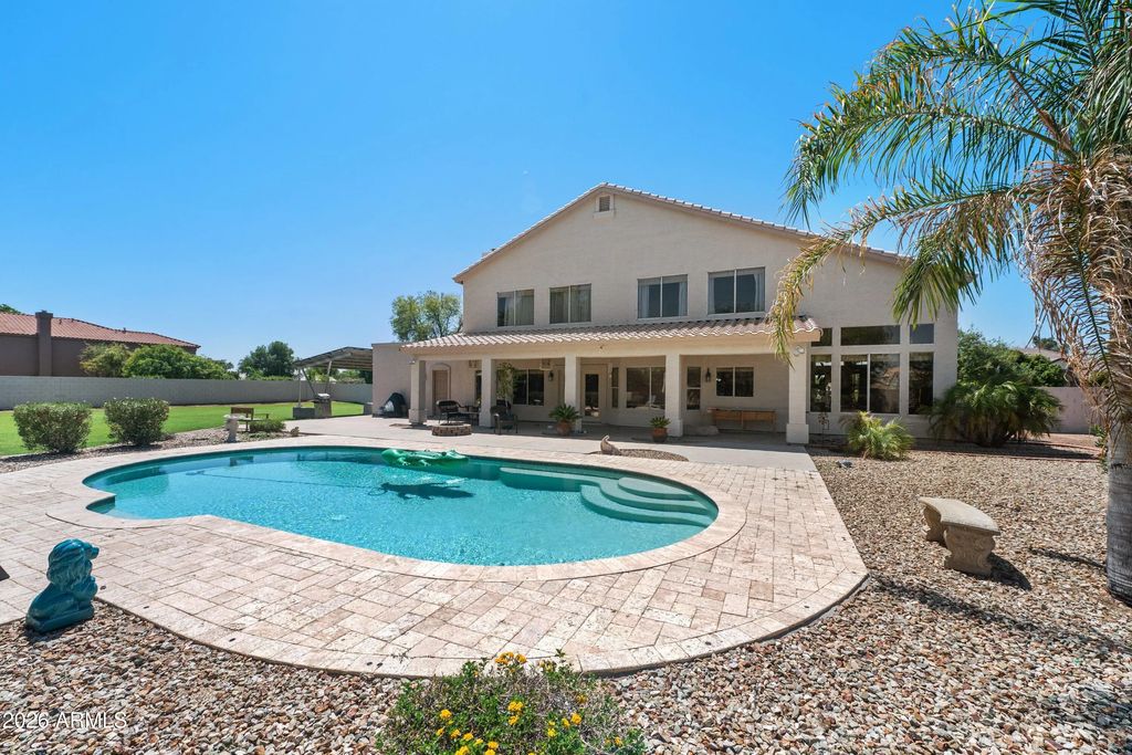 241 S Equestrian Court, Gilbert
