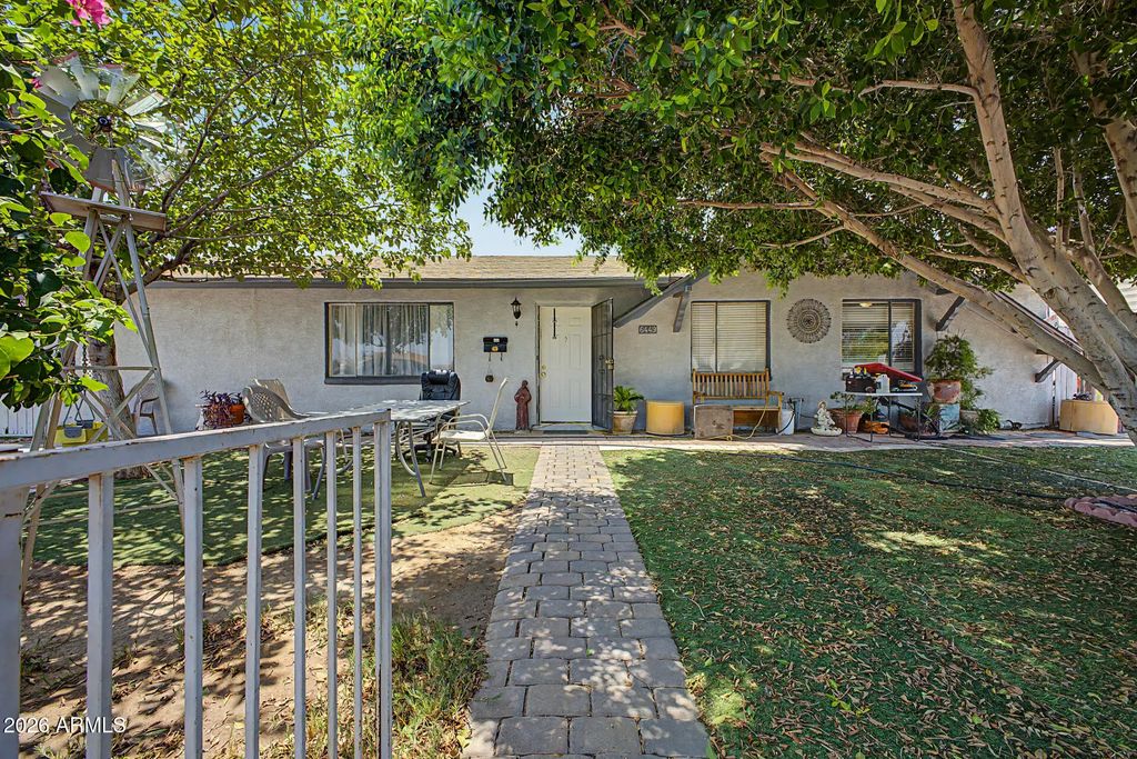 6449 W Bethany Home Road, Glendale