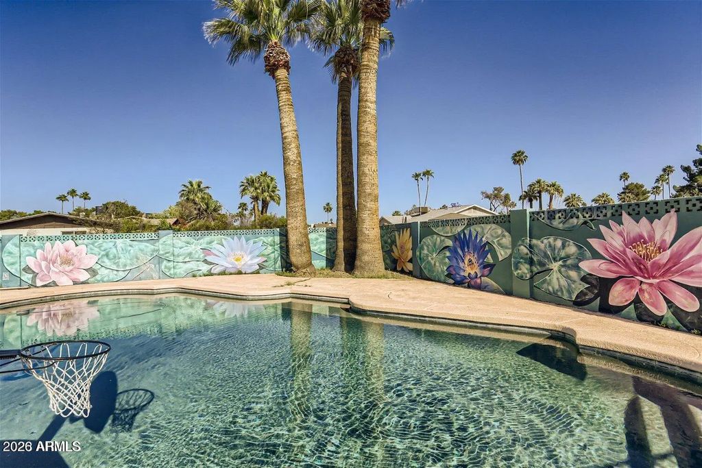 1991 E Carson Drive, Tempe