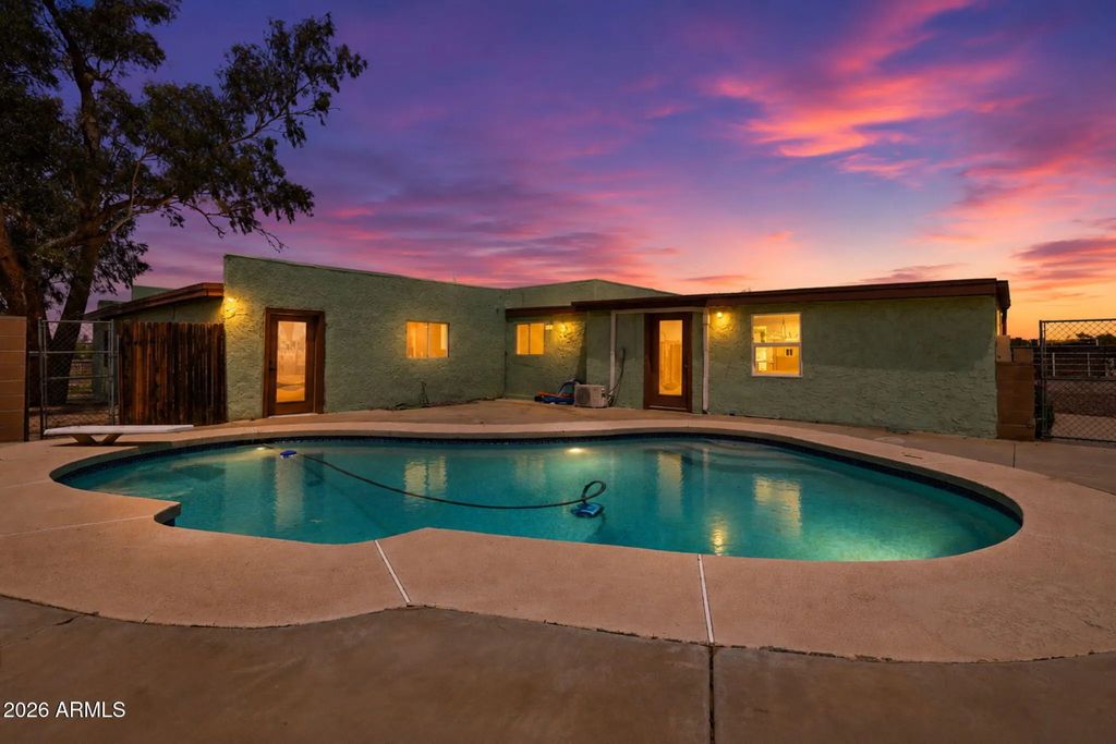 22795 E Cactus Forest Road, Florence