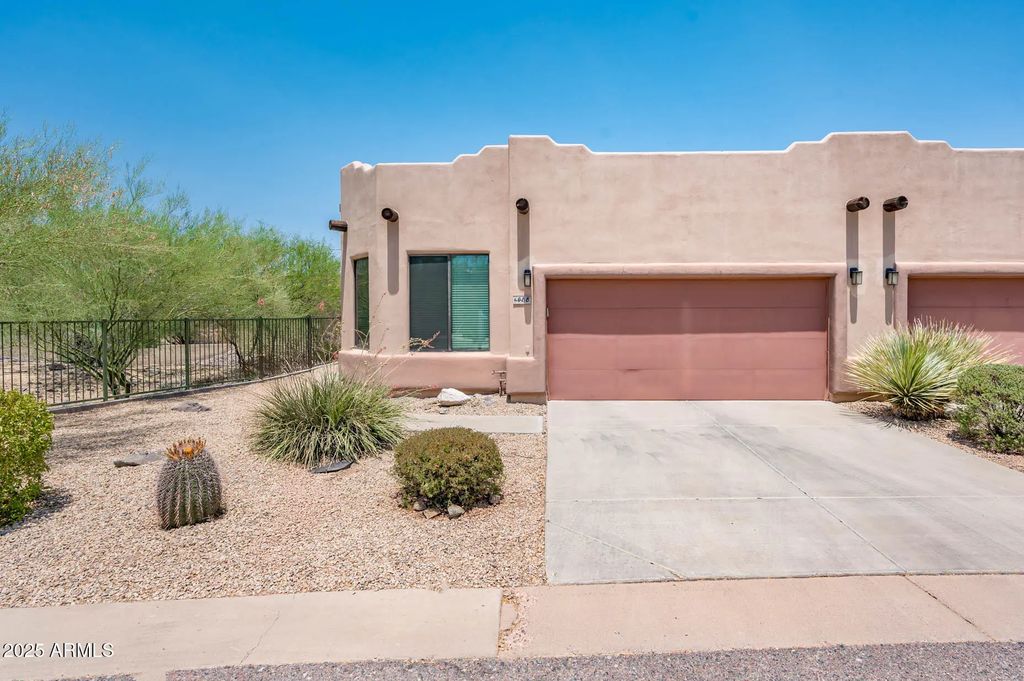 6088 E Knolls Way N, Cave Creek