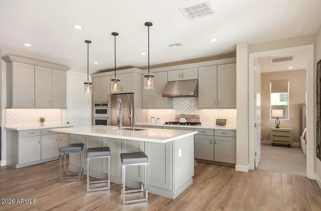 11353 N Luckenbach Street, Surprise