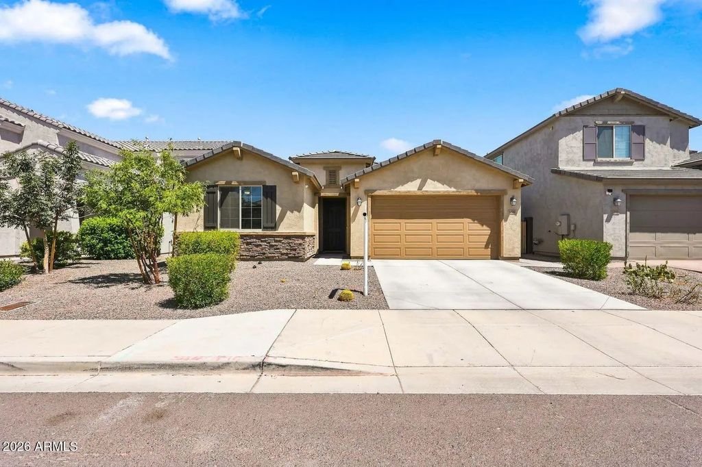 6806 W Coles Road, Laveen