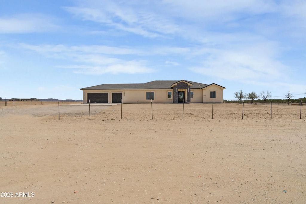 2407 S 336th Avenue, Tonopah