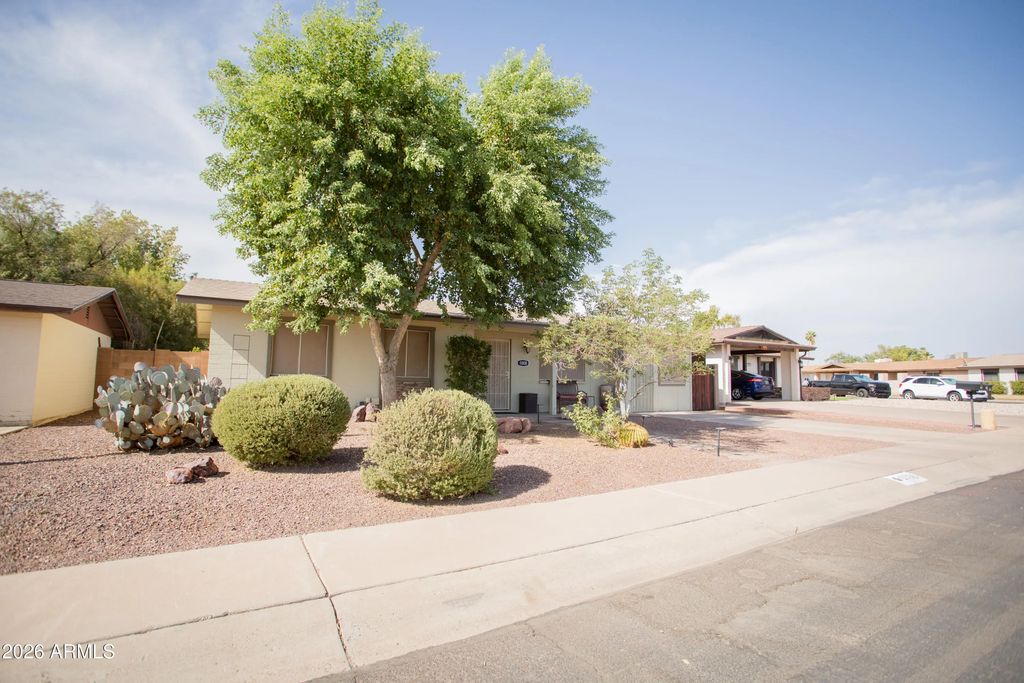 1008 W Muriel Drive, Phoenix