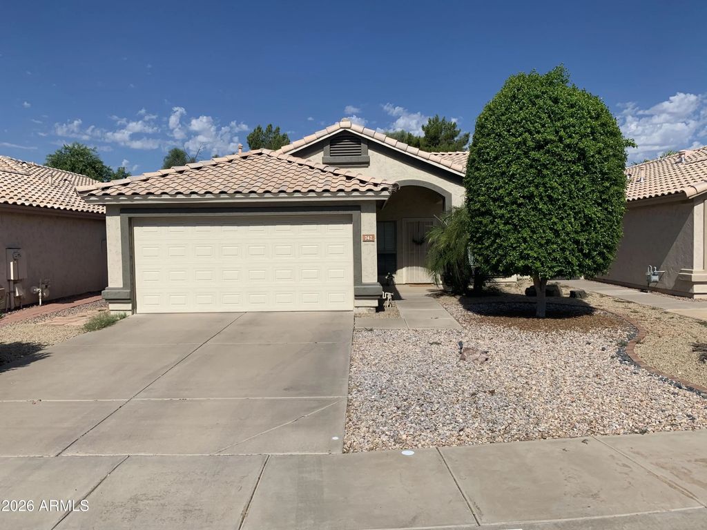 742 N Harmony Avenue, Gilbert