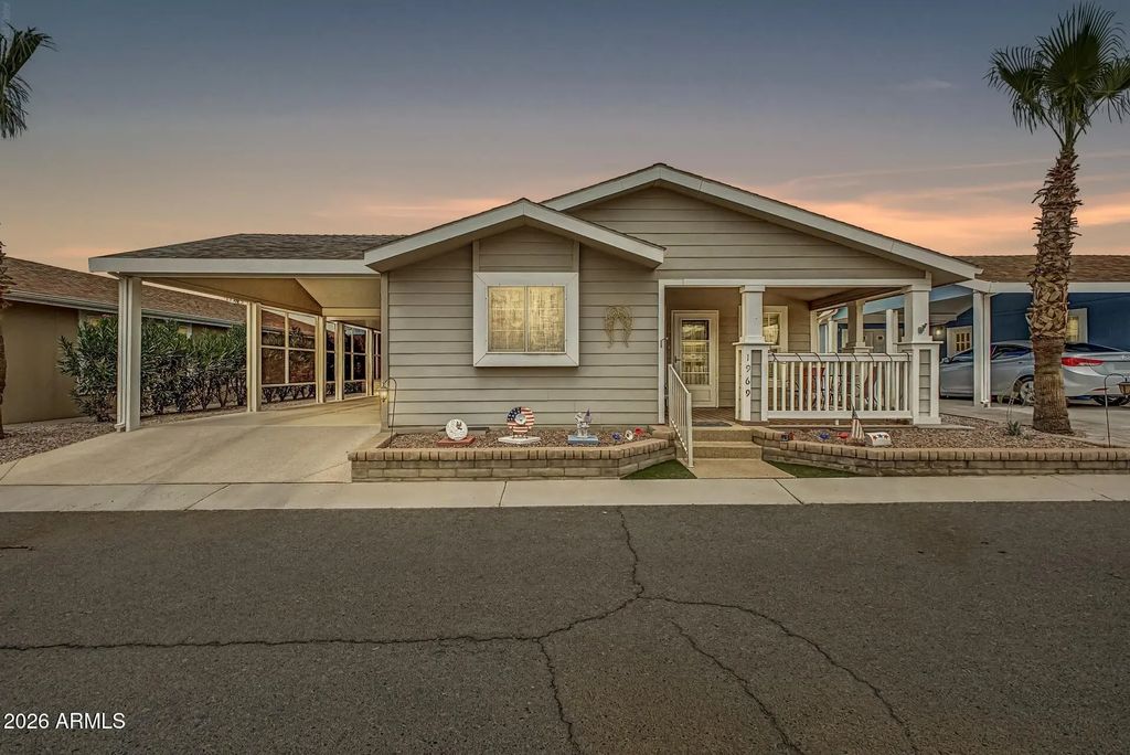 1110 N Henness Road (unit 1969), Casa Grande