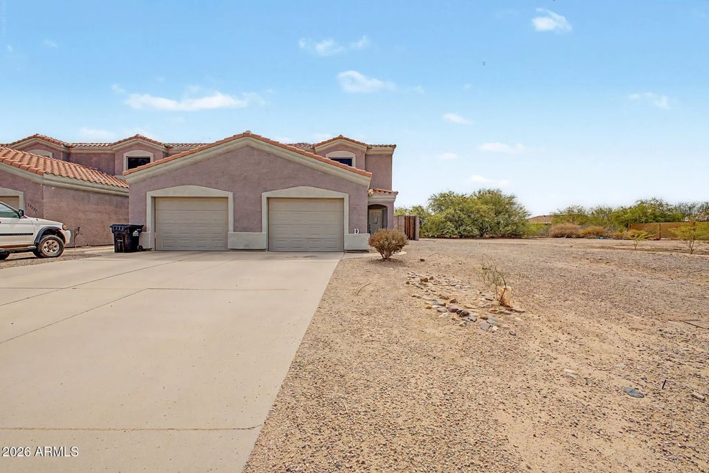 15237 S Moon Valley Road (unit D), Arizona City