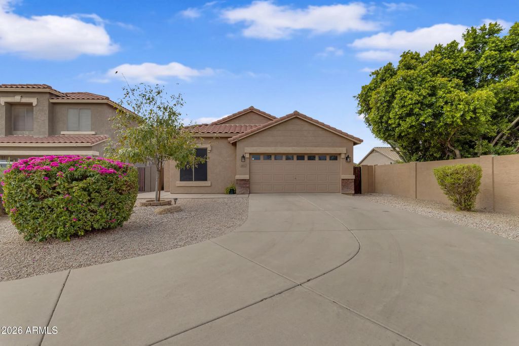 1121 E Ranch Court, Gilbert