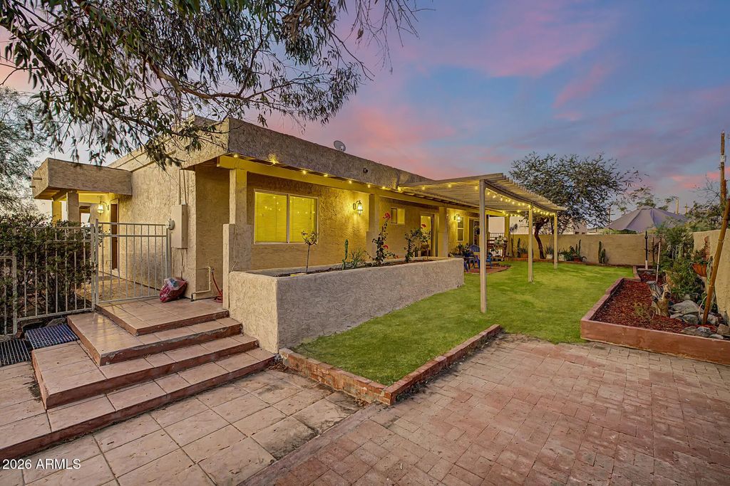 2324 W Sunrise Drive, Phoenix
