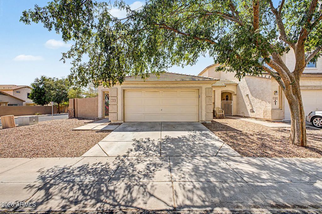 32 N Eaton Place, Chandler