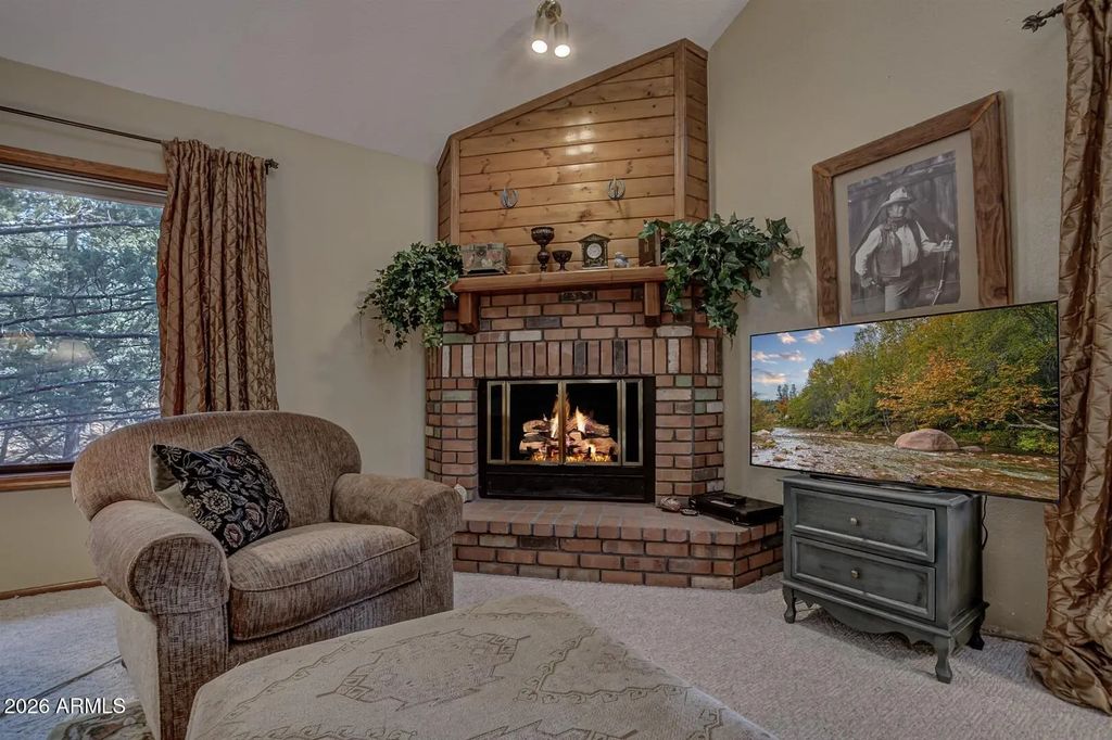 5094 N Juniper Loop, Pine