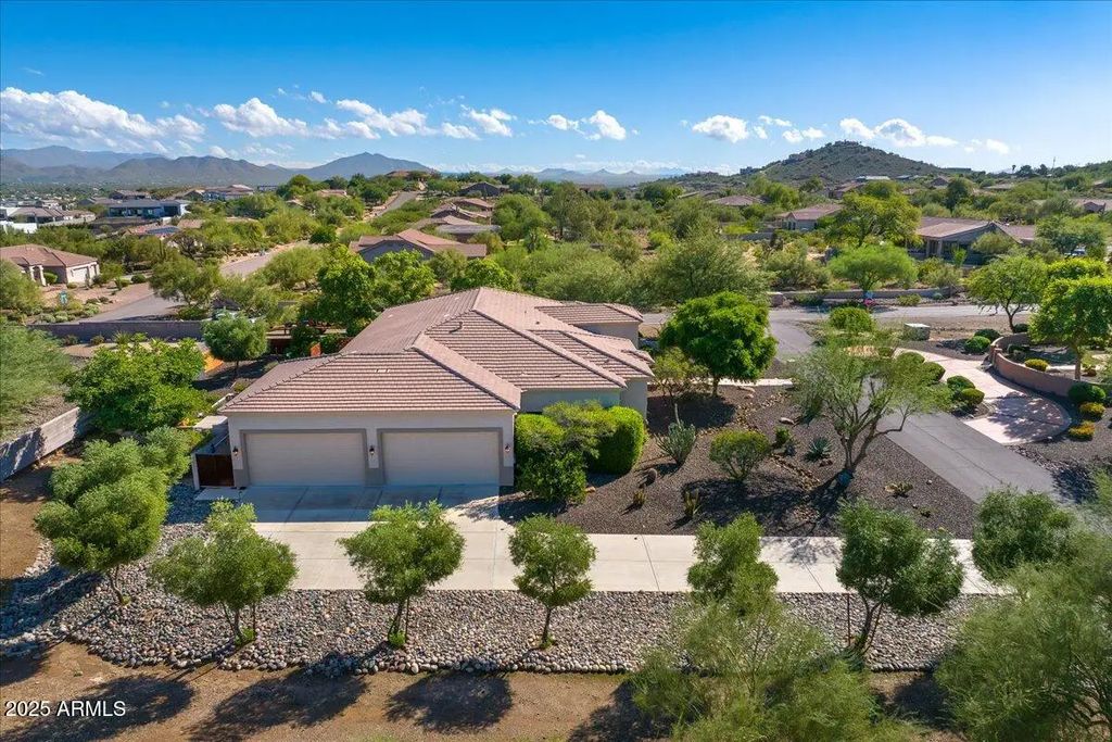 14 W Summerset Drive, Phoenix