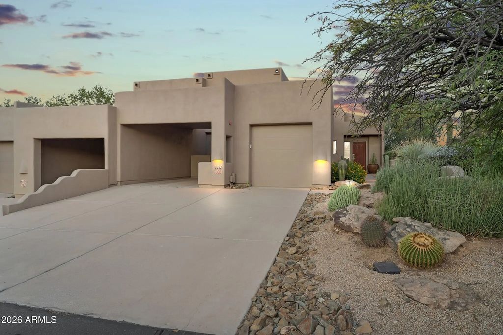 9220 E Whitethorn Circle, Scottsdale