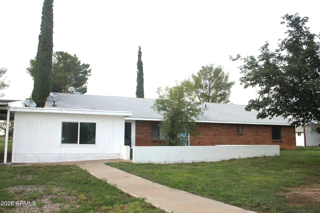 28401 S Rain Valley Road, Elgin