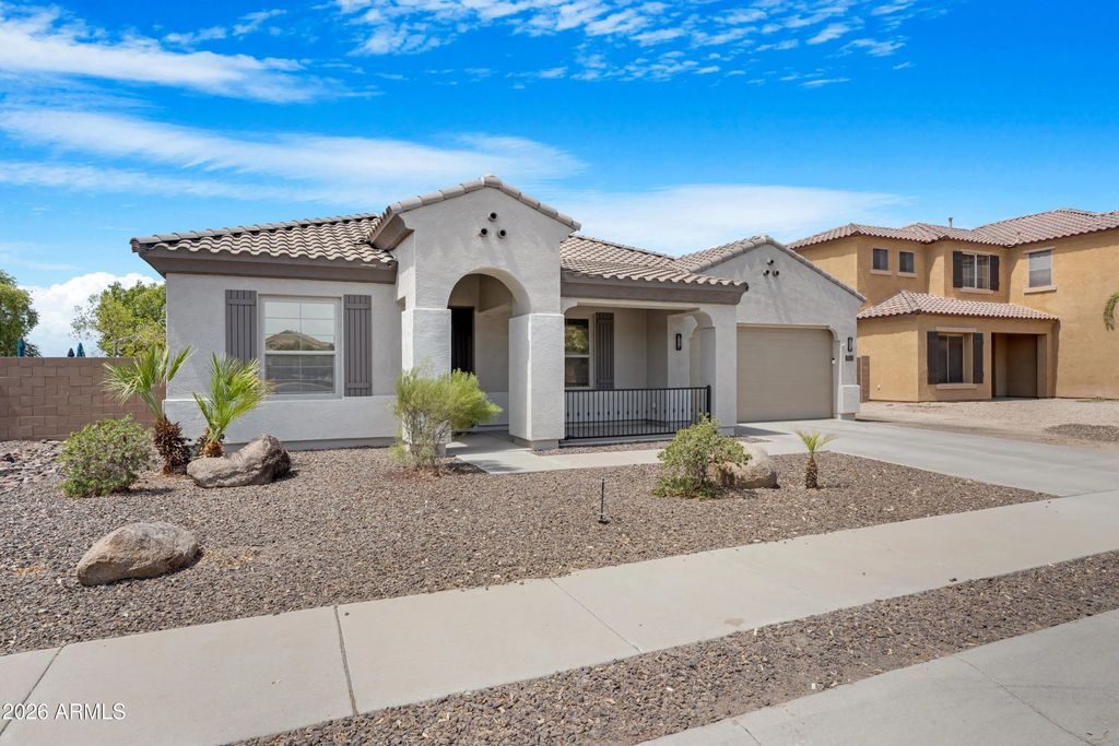 98 S 169th Drive, Goodyear