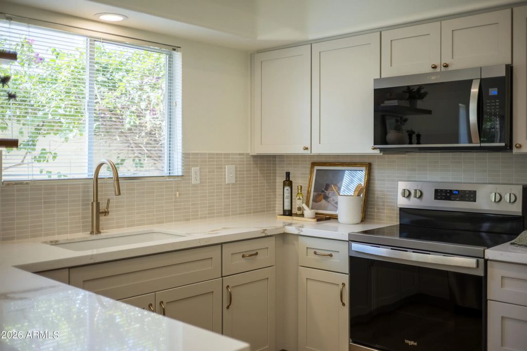 5032 E Siesta Drive (unit 3), Phoenix