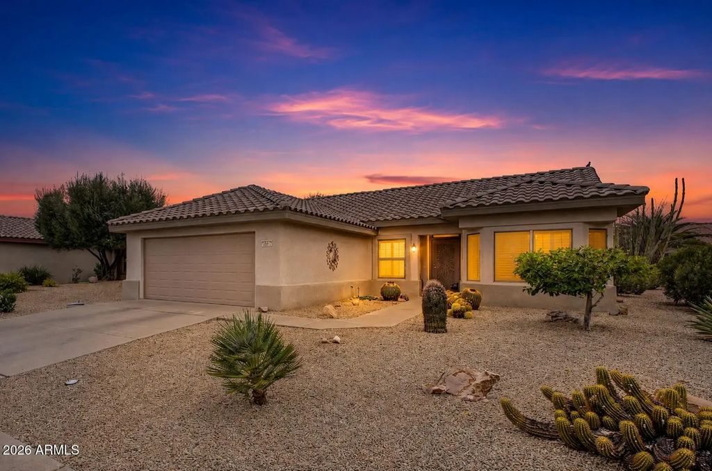 15612 W Grand Creek Lane, Surprise