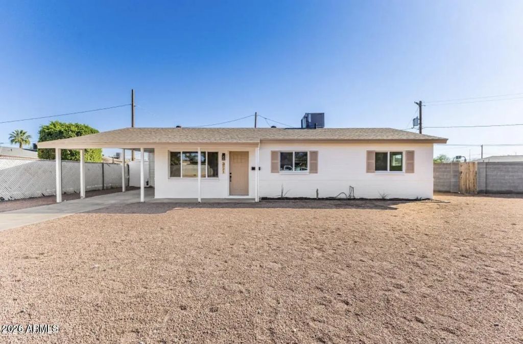 3321 E Belleview Street, Phoenix
