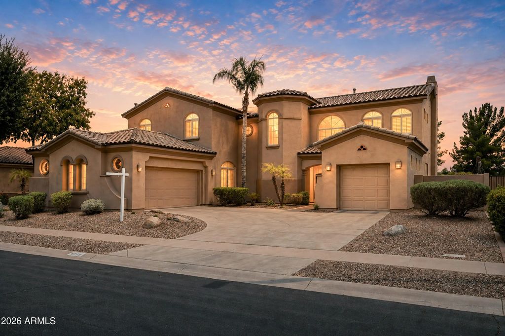 4615 E Carriage Court, Gilbert