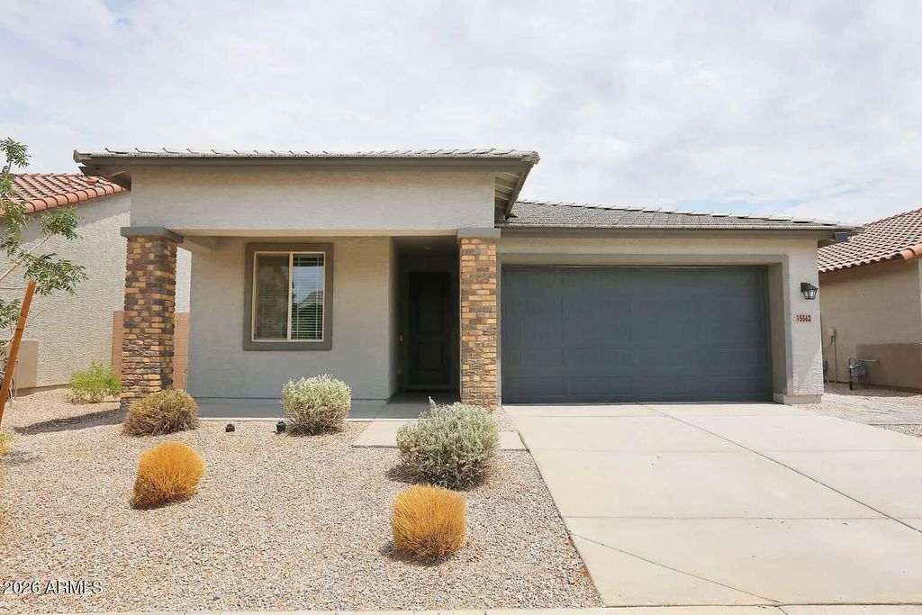15562 W Hackamore Drive, Surprise