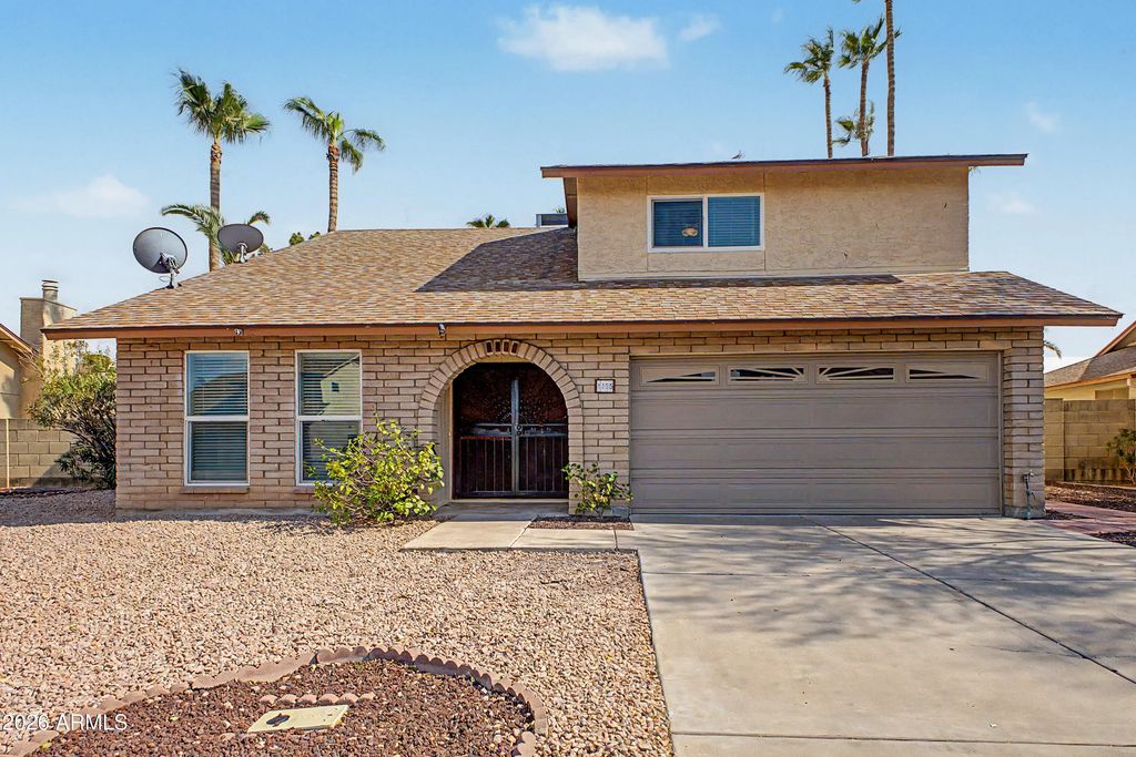 1355 W Lobo Avenue, Mesa