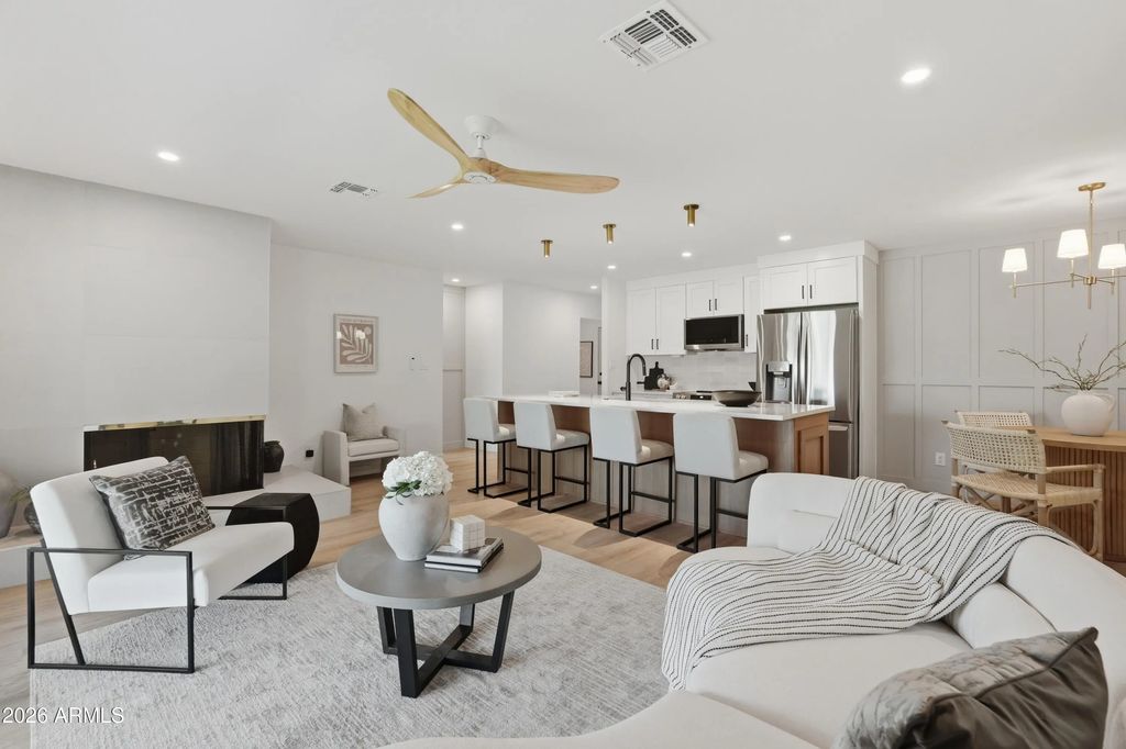 1318 E La Jolla Drive, Tempe