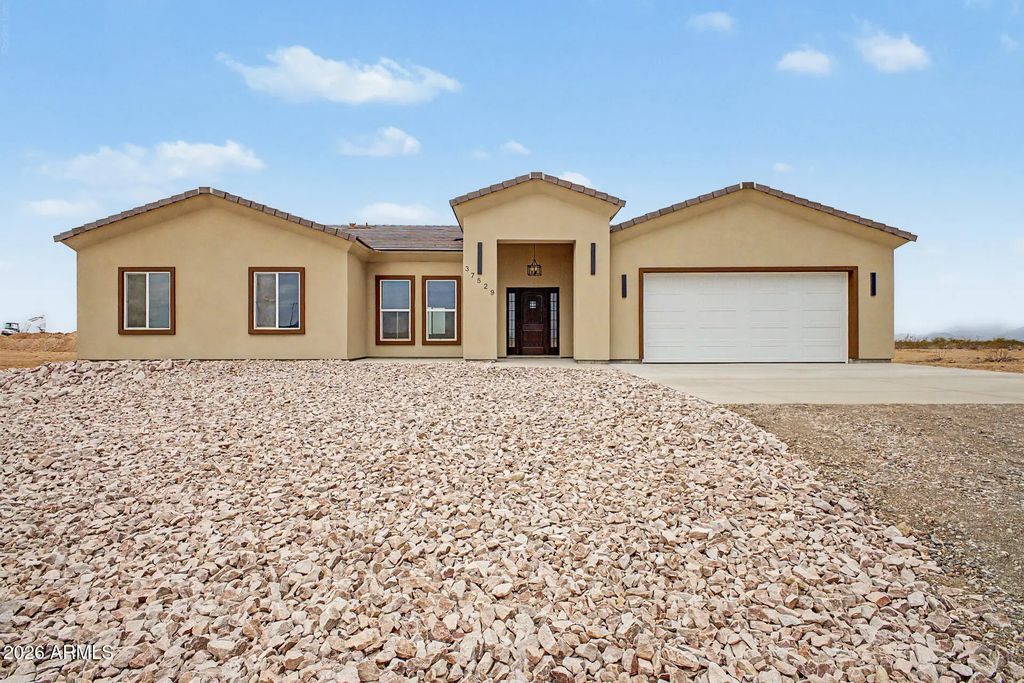 37529 W Denton Street, Tonopah