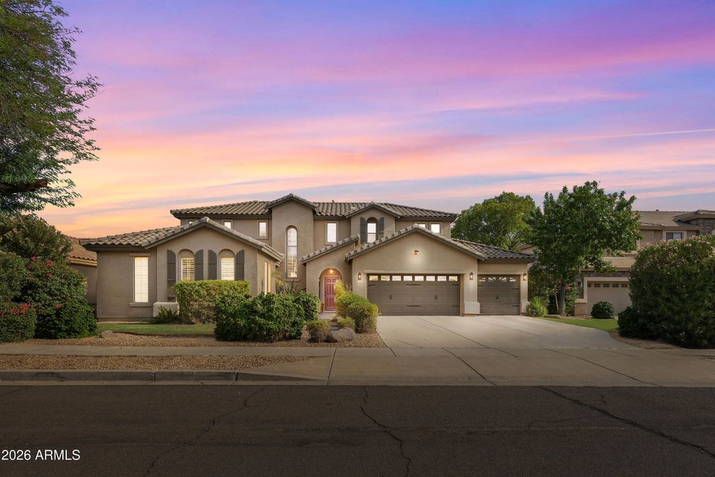 3229 W Buckhorn Trail, Phoenix
